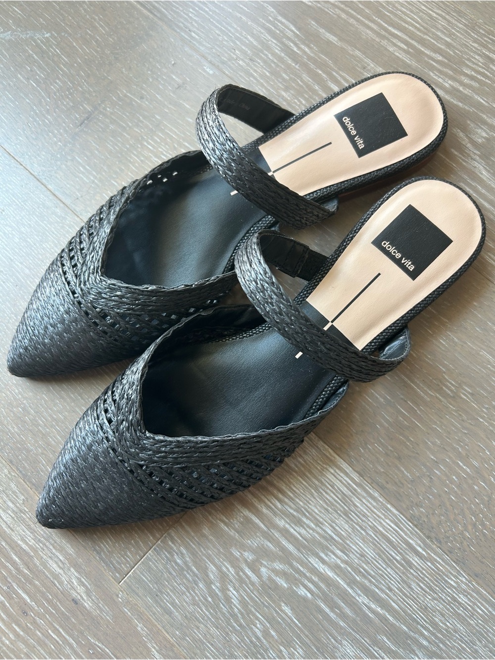NWOB Dolce Vita Black Kaline Mule Flats, Size 8.5